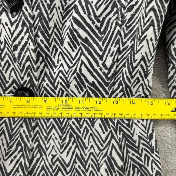 Cabi Jacket XS Gray Striped Zebra Zigzag Ponte Button Up Long 3/4 Sleeve Crew - Picture 14 of 16